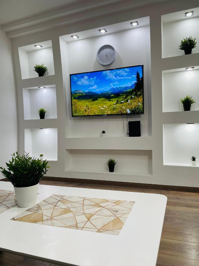 Muki Apartments Surčin Eksteriør billede